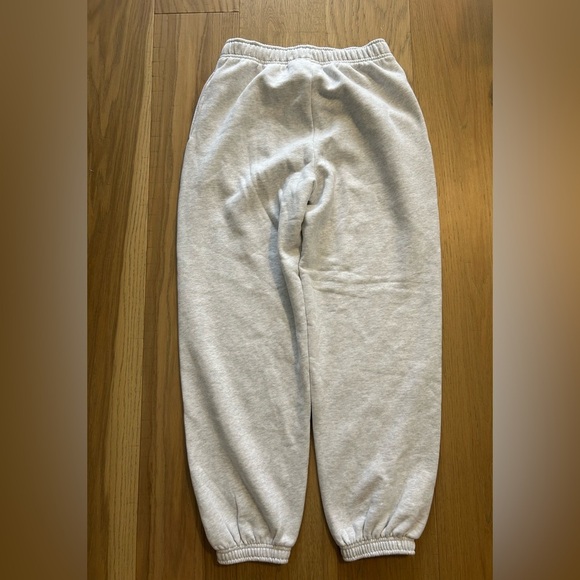 Aritzia Cozy Sweatfleece Mega Baggy Fold-Over Jogger - Picture 8 of 11